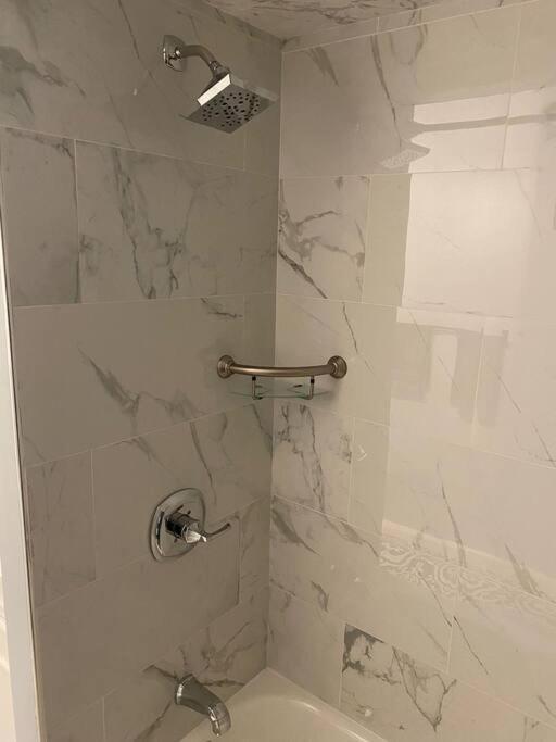 Rockaway 3 Bedroom Suite By The Sea. New York Ngoại thất bức ảnh